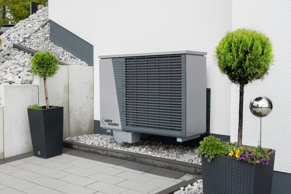 Unlock the benefits of air source heat pump installation